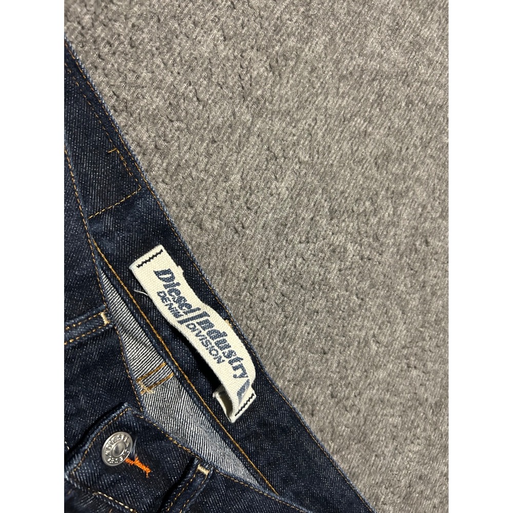 Diesel service cheyenne jeans mens blue dark wash mens size 32X30 straight - Picture 3 of 8